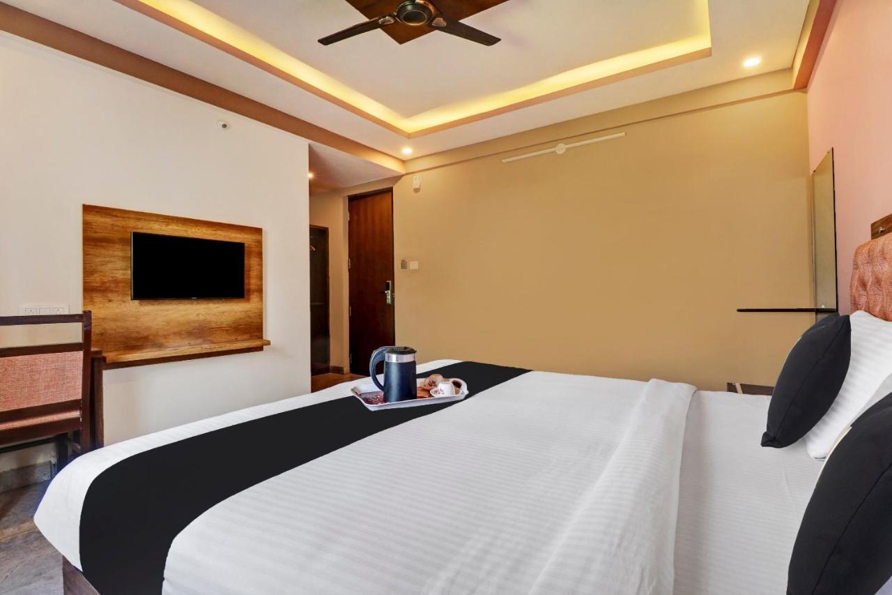 แคปิตัล โอ 69954 ดรีมแลนด์ สวีท Hotel Yelahanka ภายนอก รูปภาพ