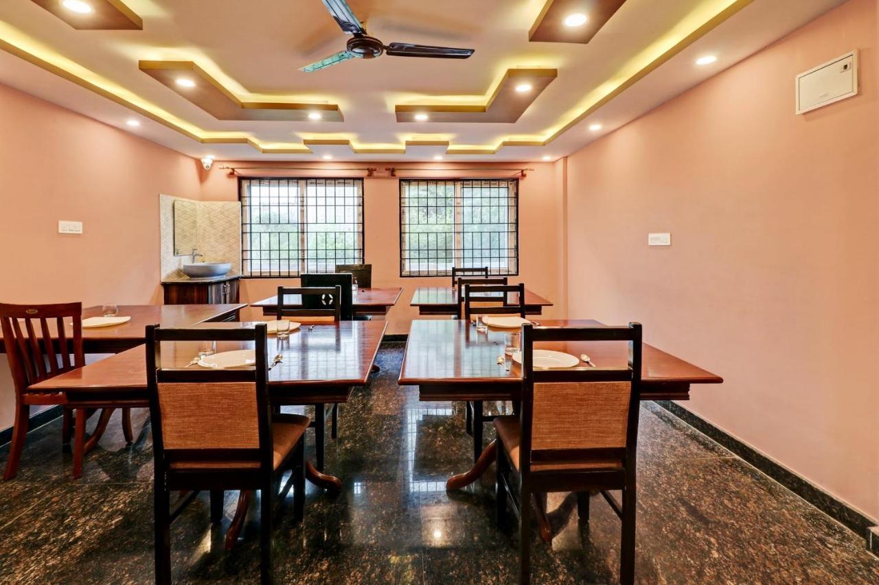 แคปิตัล โอ 69954 ดรีมแลนด์ สวีท Hotel Yelahanka ภายนอก รูปภาพ